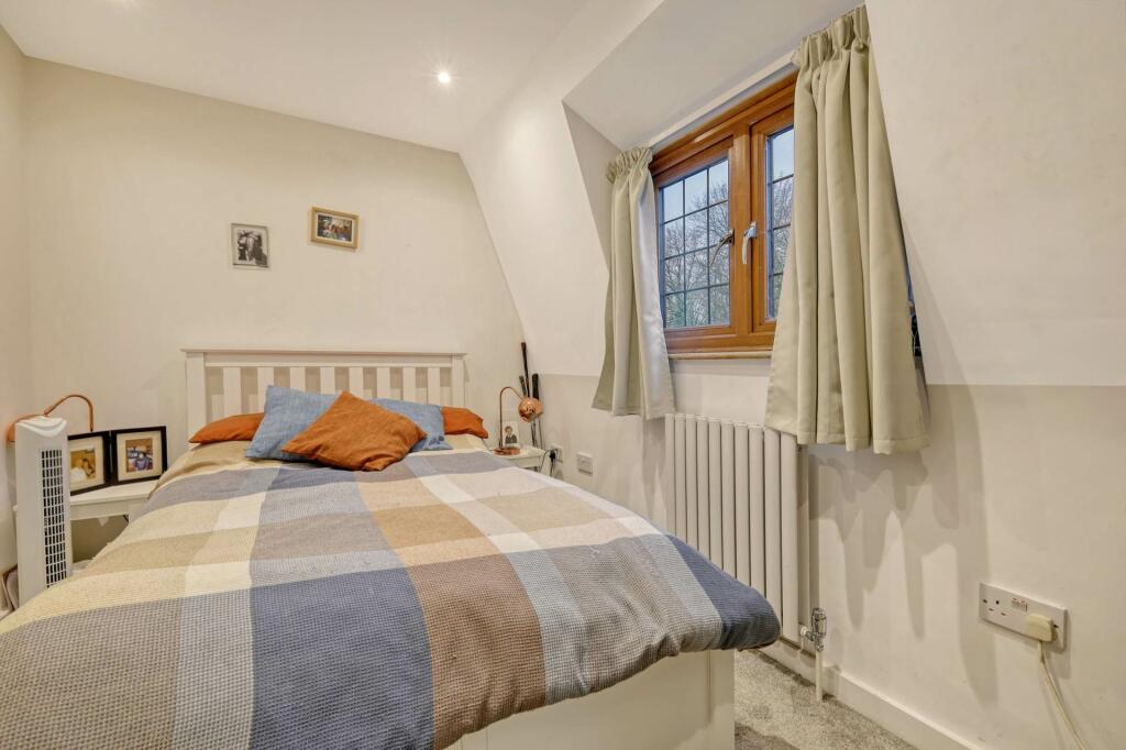 Additional image 11 of Park Lane, Herongate