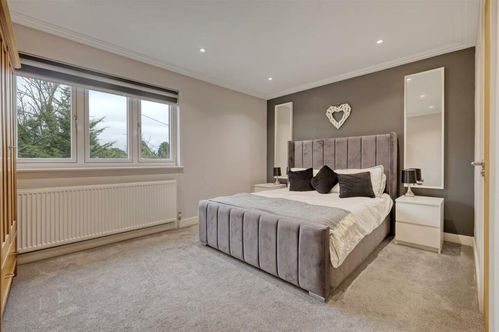 Additional image 11 of Noak Hill Close, Billericay, Essex