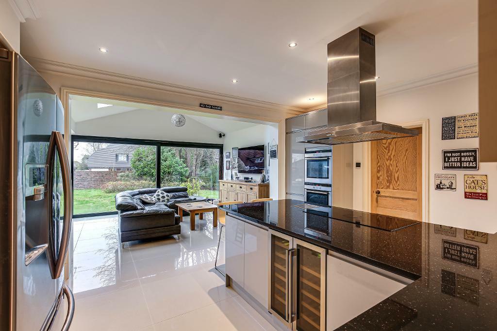 Additional image 3 of Arkwright Road, Sanderstead, Surrey, CR2 0LN