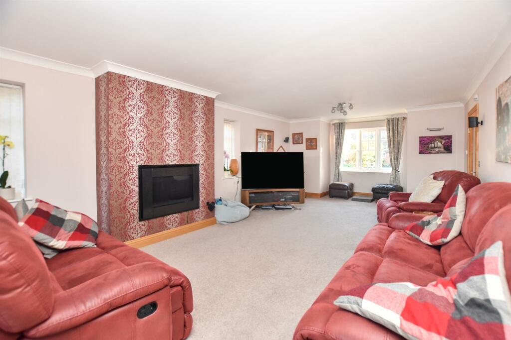 Additional image 7 of The Avenue, North Fambridge