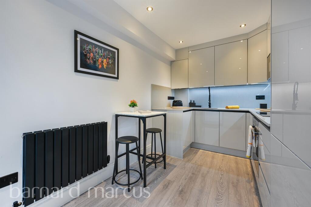 Additional image 5 of Elmhurst Avenue, Mitcham