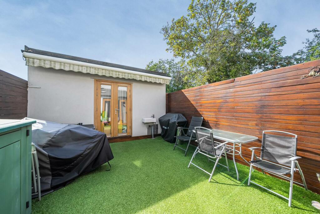 Additional image 8 of Bramcote Avenue, Mitcham, CR4