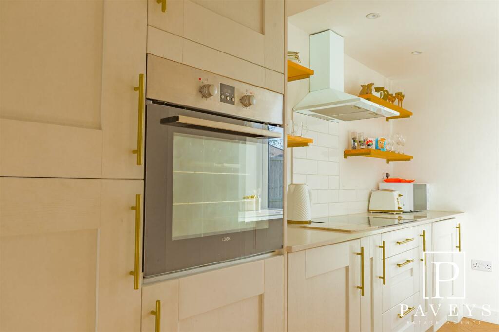 Additional image 9 of Pole Barn Lane, Frinton-On-Sea