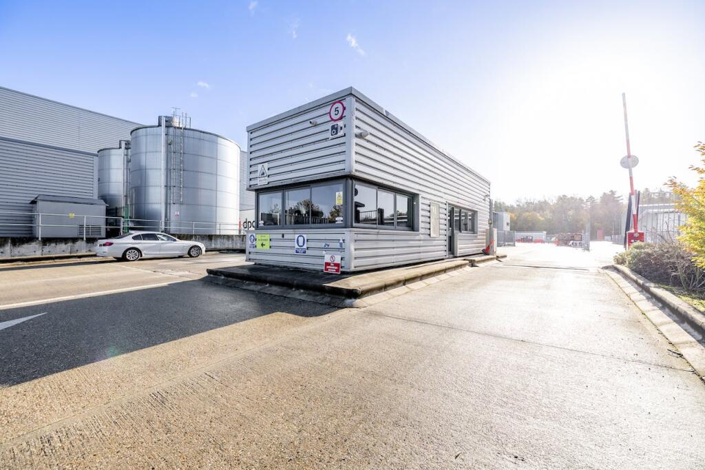 Additional image 4 of Harlow 240, Edinburgh Way, Harlow, CM20 2BN