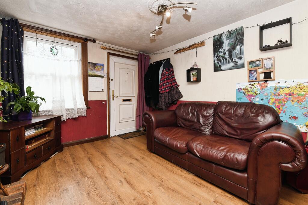Additional image 4 of High Street, Southminster, CM0