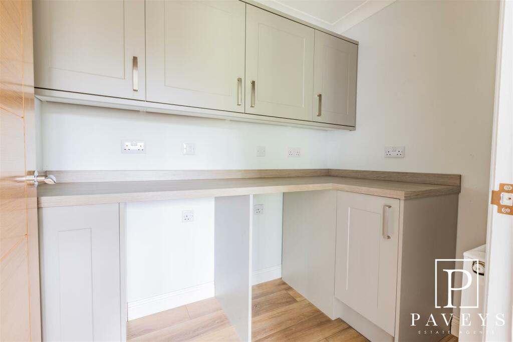 Additional image 14 of Manor Road, Great Holland