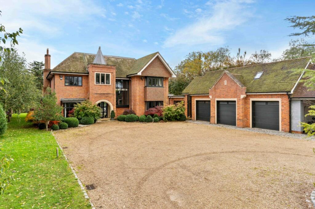 Additional image 2 of Dane O'Coys Road, Bishop's Stortford, Hertfordshire, CM23