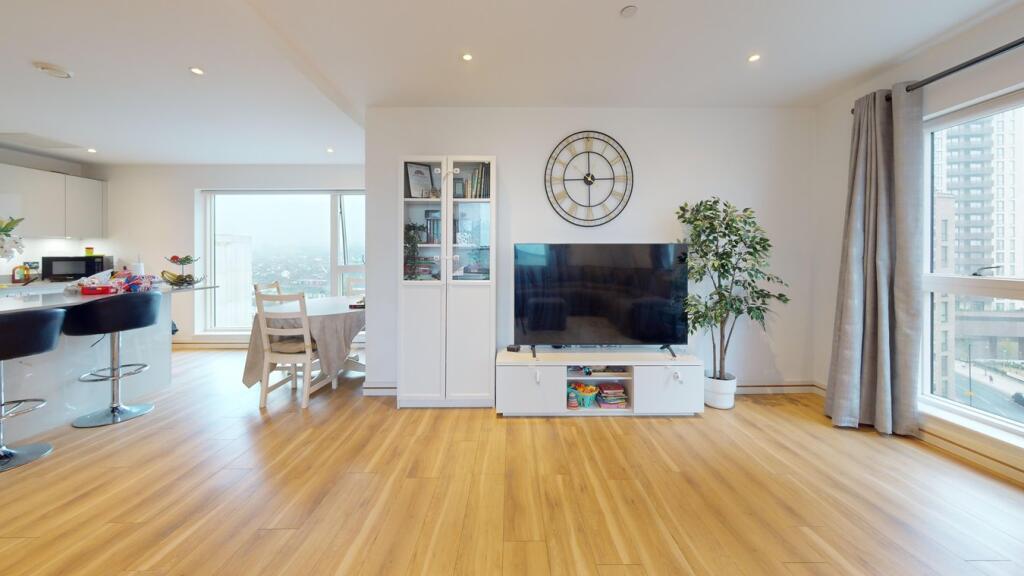 Additional image 8 of Cherry Orchard Road, Croydon, CR0