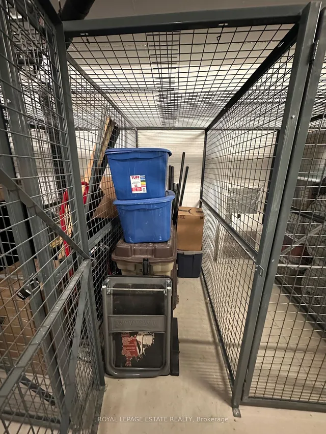 Additional image 32 of 665 Queen St Unit 403