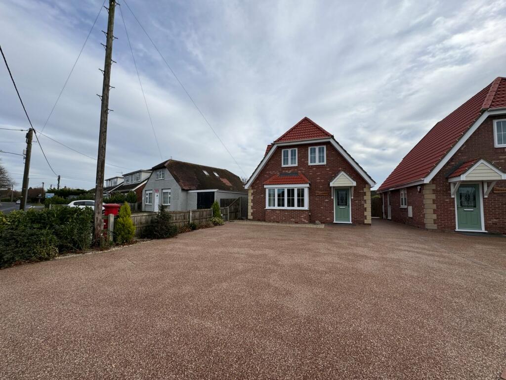 Additional image 31 of Main Road, GREAT HOLLAND, CO13