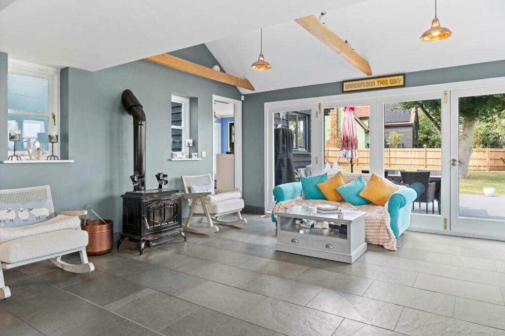 Additional image 14 of Brook End Road South, Chelmsford