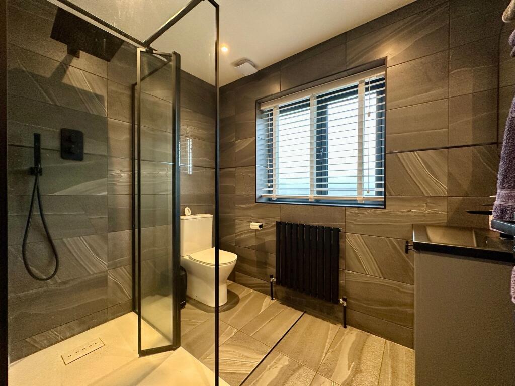 Additional image 20 of Oak Avenue, Crays Hill, CM11