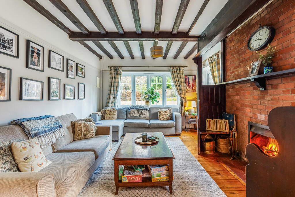 Additional image 37 of Woodland Way, Caterham, CR3