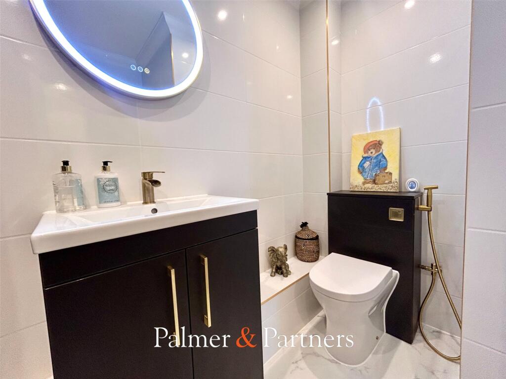 Additional image 12 of Marine Parade East, Clacton-on-Sea, Essex, CO15