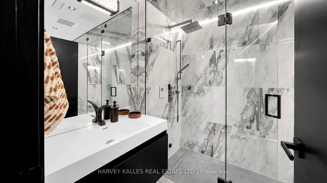 Additional image 40 of 4 Douglas Cres