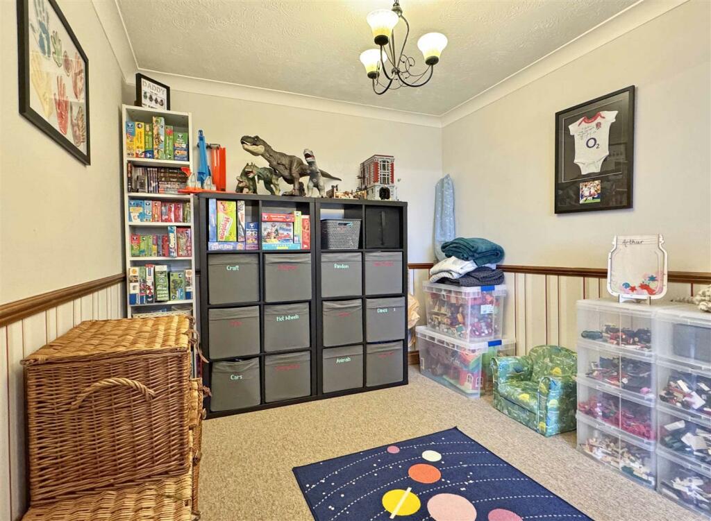 Additional image 7 of Ranks Green, Fairstead, Chelmsford