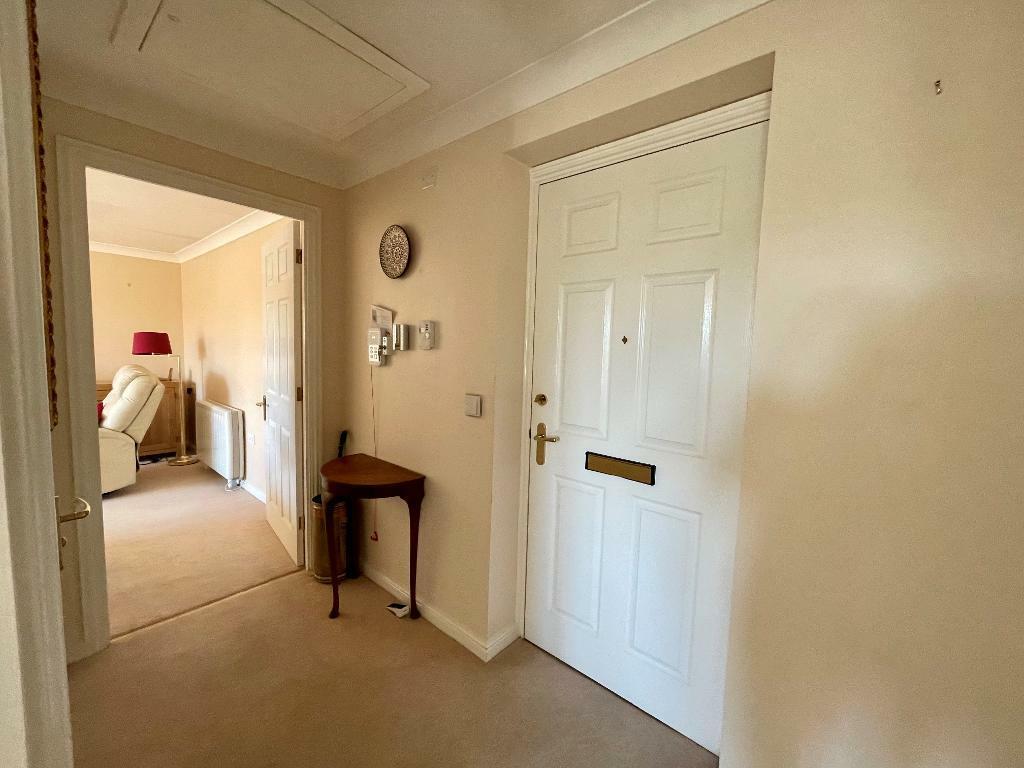 Additional image 5 of 545 Limpsfield Road, Warlingham, Surrey, CR6 9DX