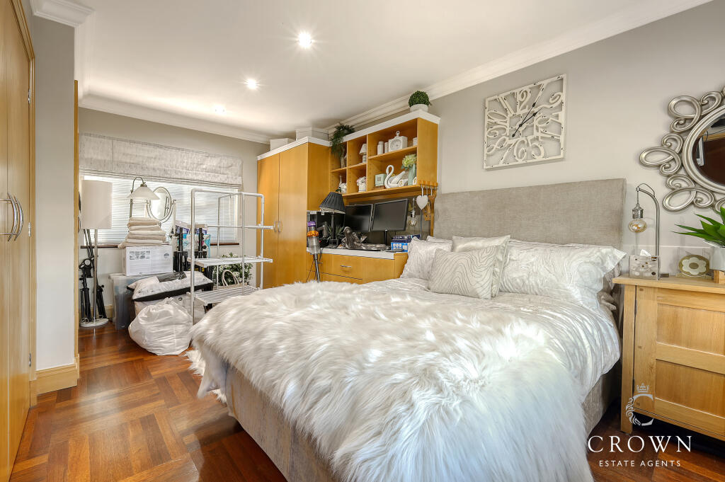 Additional image 18 of De Beauvoir Chase, Downham, Billericay