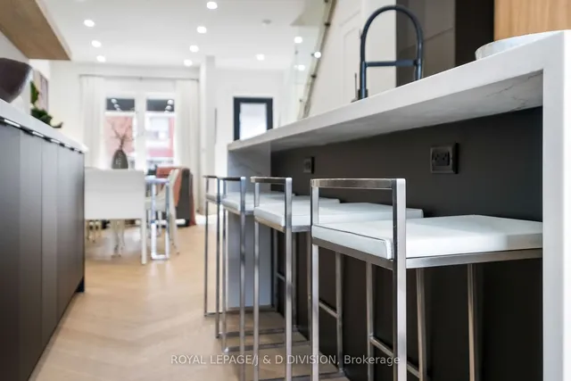 Additional image 15 of 28 Melville Ave