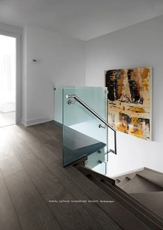 Additional image 18 of 5 Mabelle Ave Unit TH8