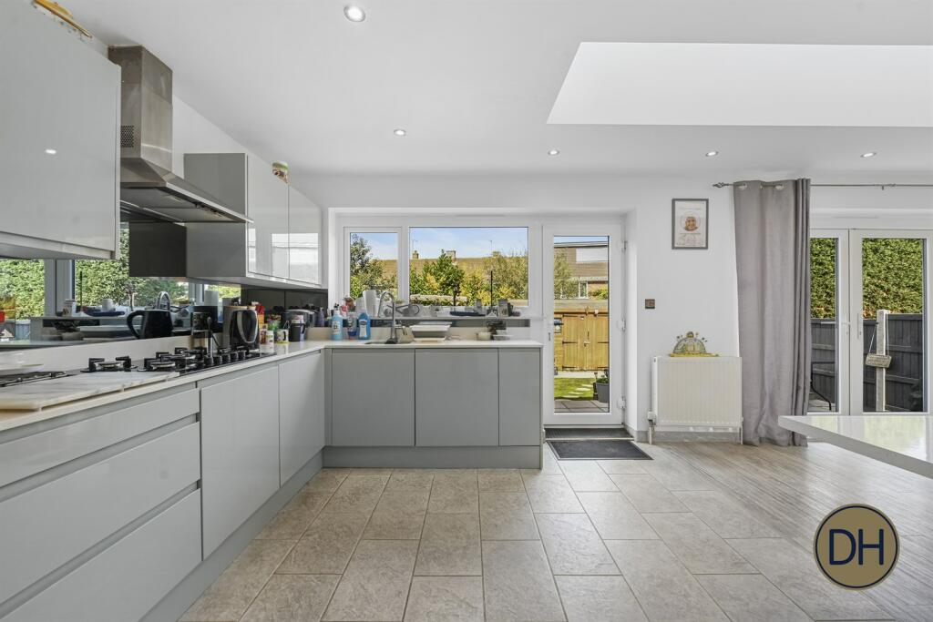 Additional image 26 of Longfields, Chipping Ongar, Essex CM5