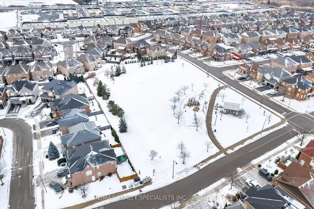 Additional image 37 of 66 Carmel Cres