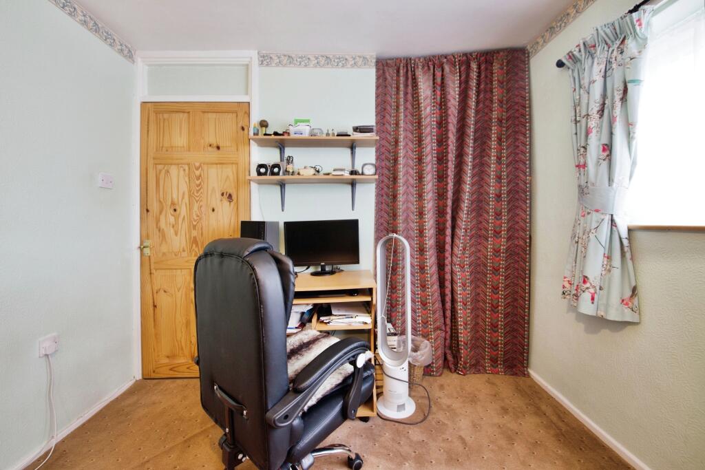 Additional image 10 of Hookfield, Harlow, CM18