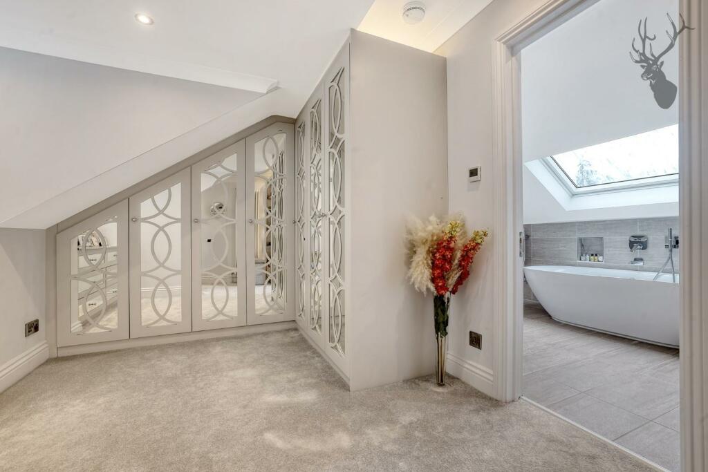 Additional image 34 of Coppice Row, Theydon Bois, Epping