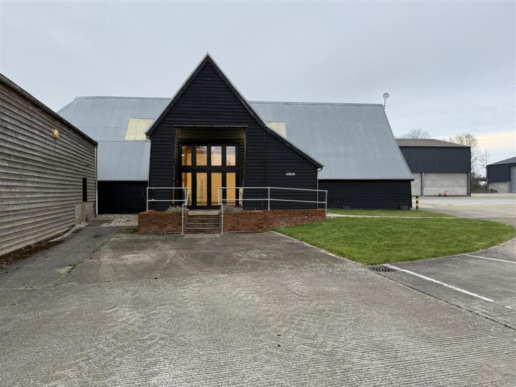 Additional image 20 of Barley Barn, Slamseys, Great Notley