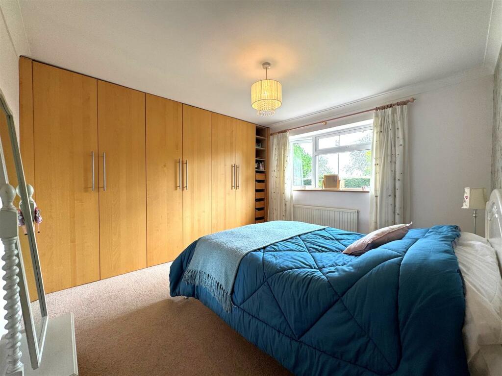 Additional image 23 of Chestnut Farm Drive, Althorne