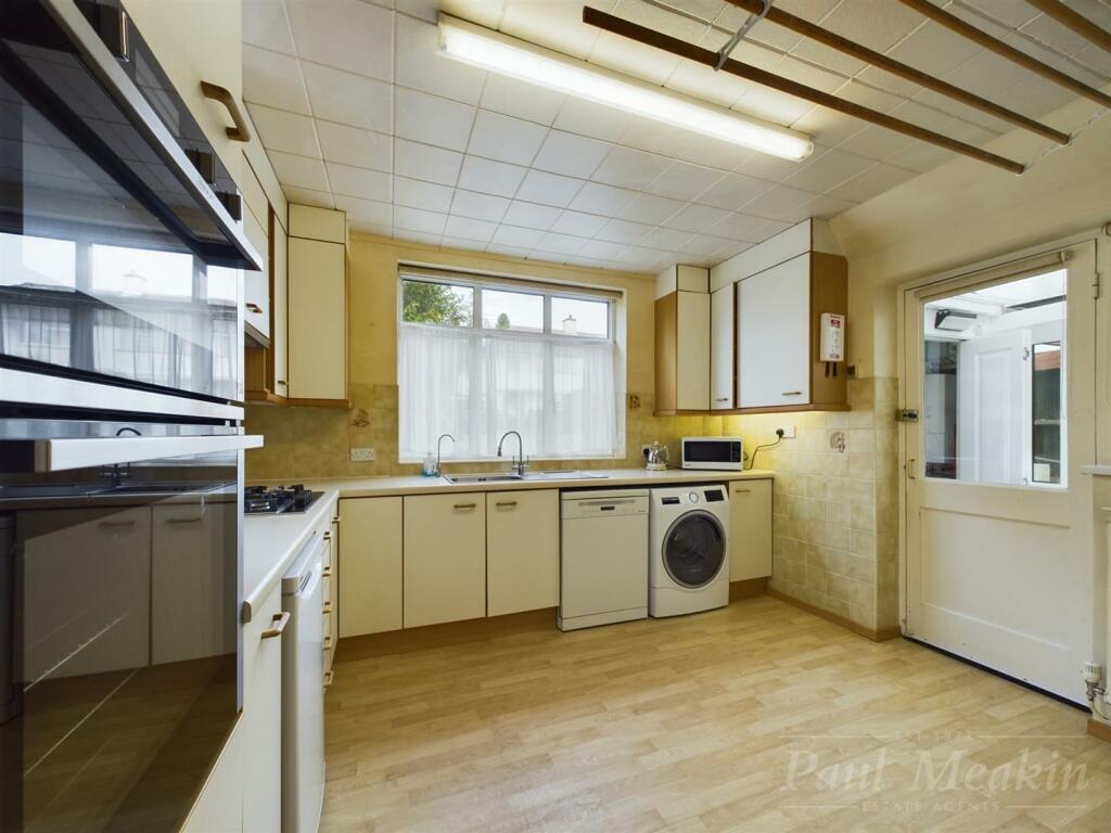 Additional image 7 of Hurst Way, South Croydon