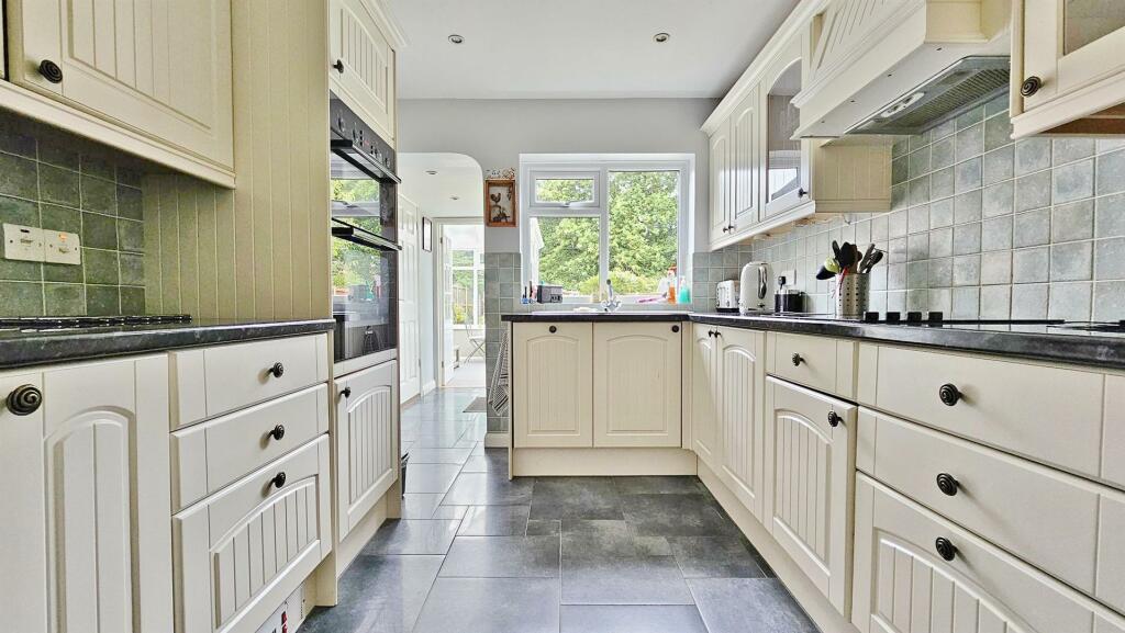 Additional image 10 of Briarfields, Kirby-Le-Soken