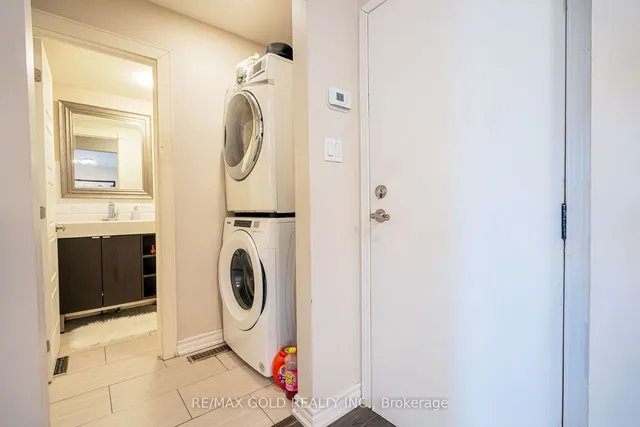 Additional image 13 of 4 Simmons Blvd