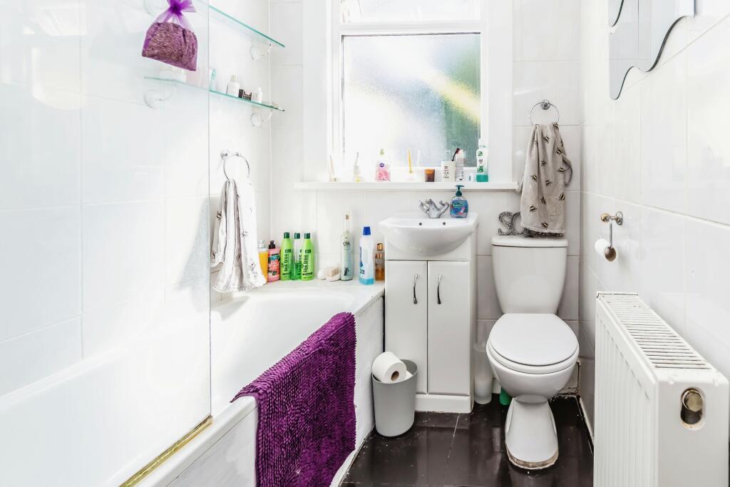 Additional image 11 of Croydon Road, Caterham, Surrey, CR3