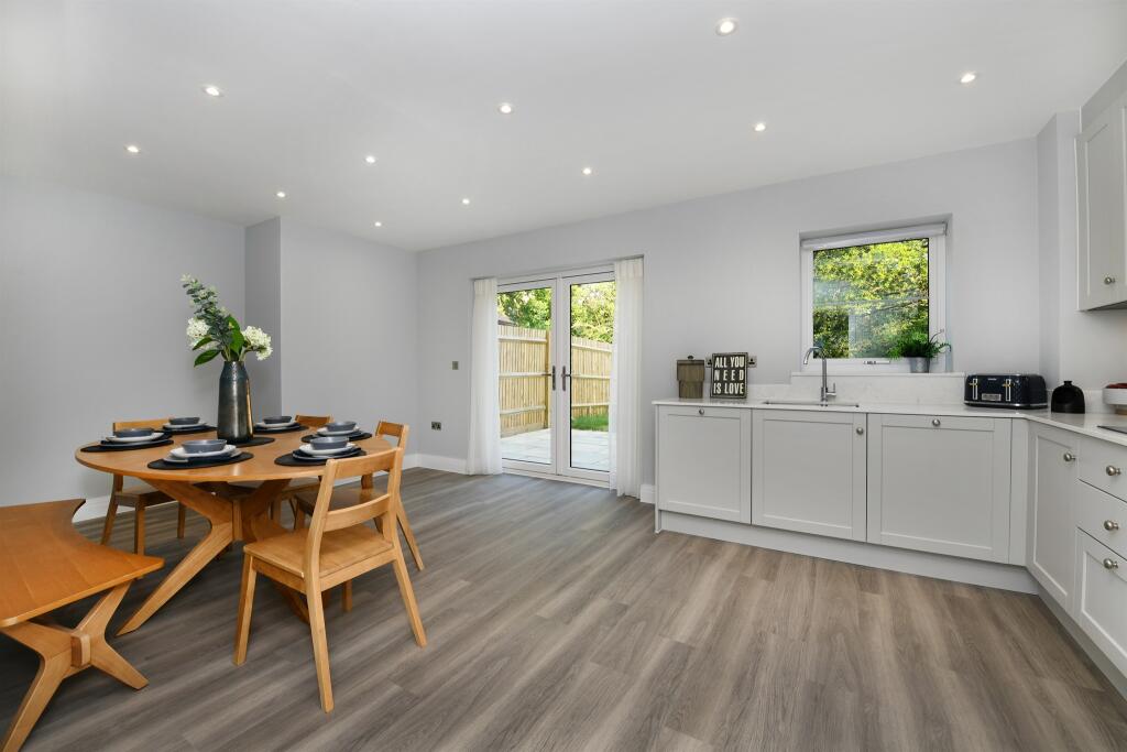 Additional image 5 of Hawthorn Close, Main Road, Bicknacre, Chelmsford