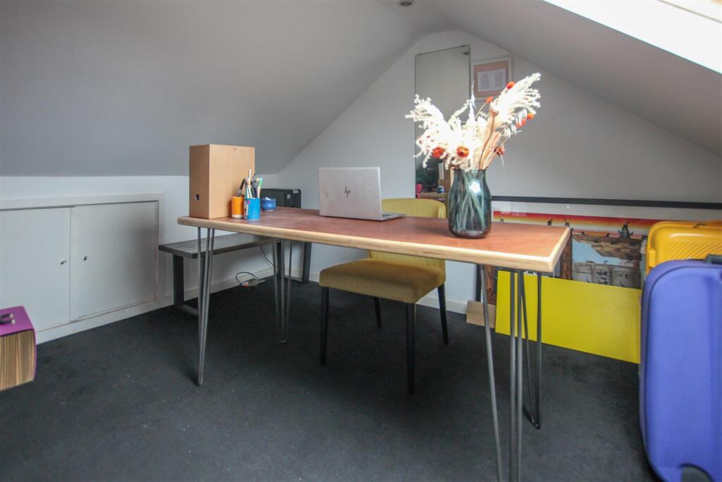 Additional image 8 of Victoria Road, Brentwood