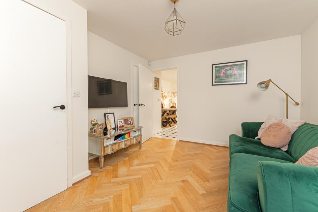 Additional image 8 of Felstead Crescent, Stansted, Essex, CM24