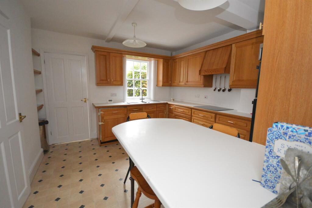 Additional image 9 of Coggeshall Road, Braintree, CM7