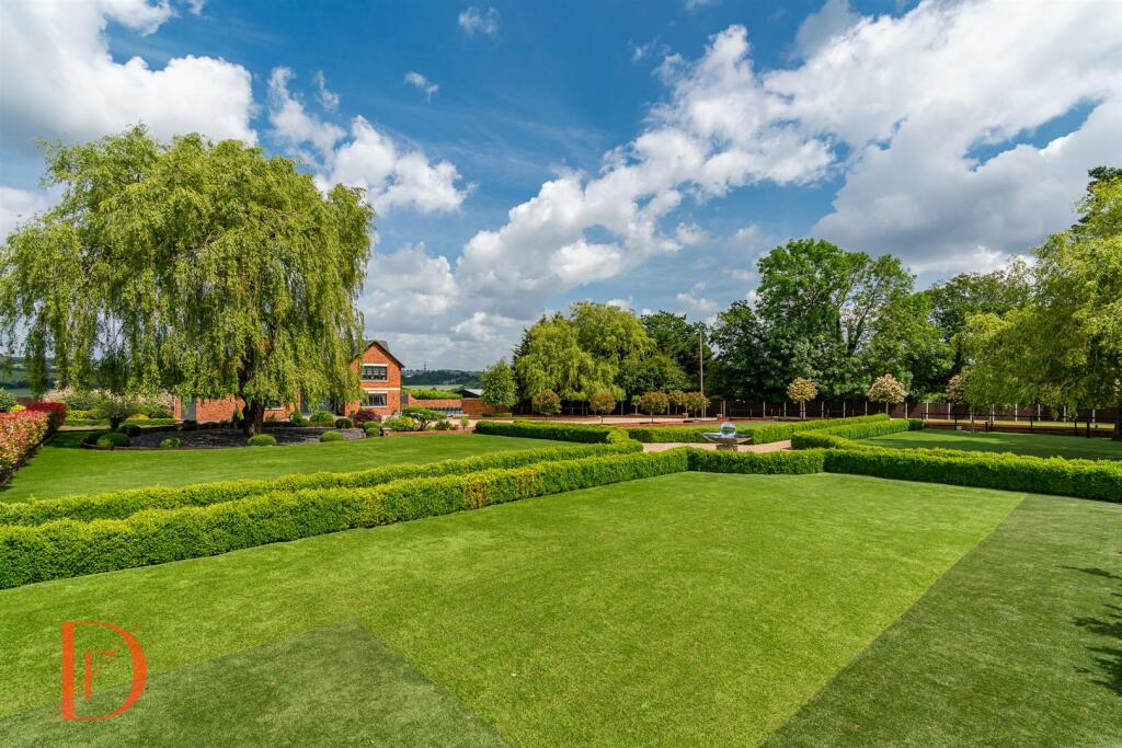 Additional image 38 of Coopersale Lane, Theydon Bois