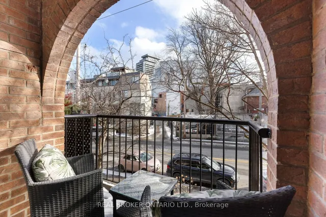 Additional image 12 of 134 Dupont St