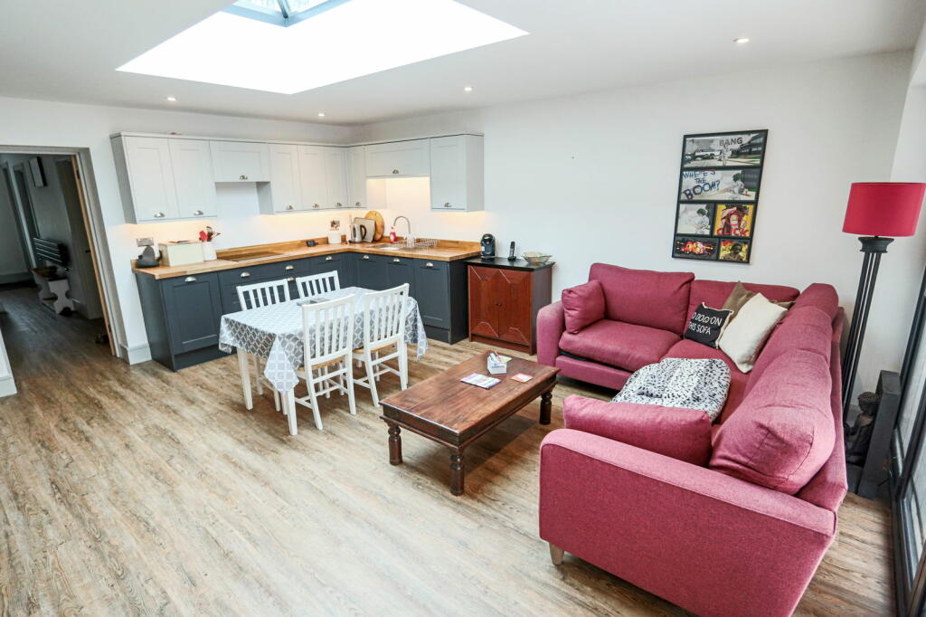 Additional image 2 of Coulsdon Road,Coulsdon,CR5 2LF