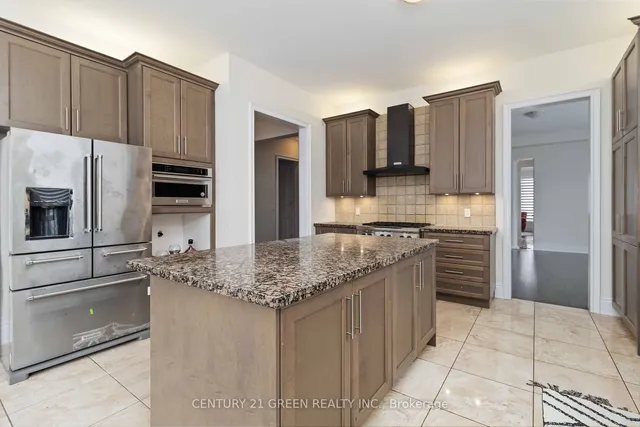 Additional image 10 of 13 Foothills Cres