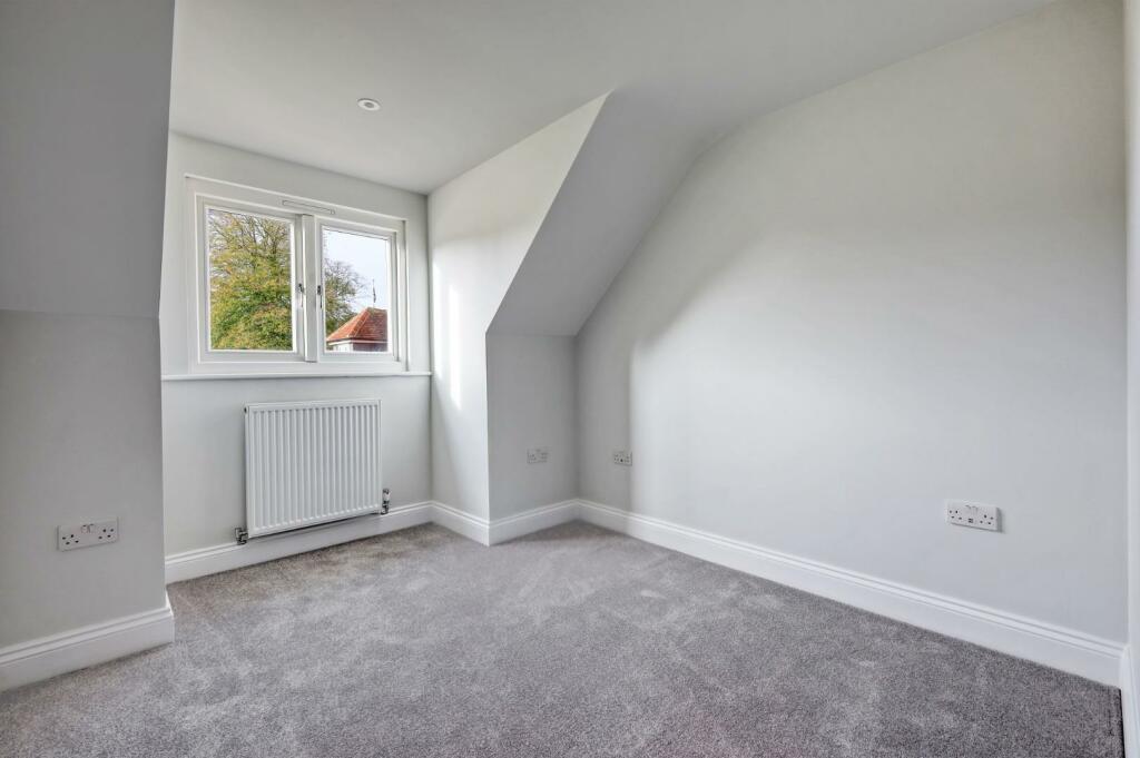 Additional image 14 of Brizes Park, Kelvedon Hatch