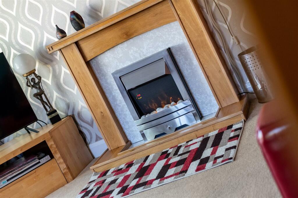 Additional image 5 of Woodfall Grove, Little Neston, NESTON