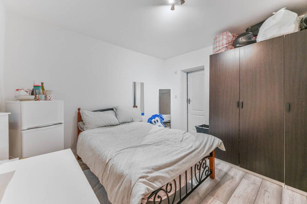 Additional image 3 of Harcourt Road, Croydon, Thornton Heath, CR7