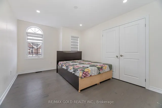 Additional image 24 of 2 Jenwood Cres