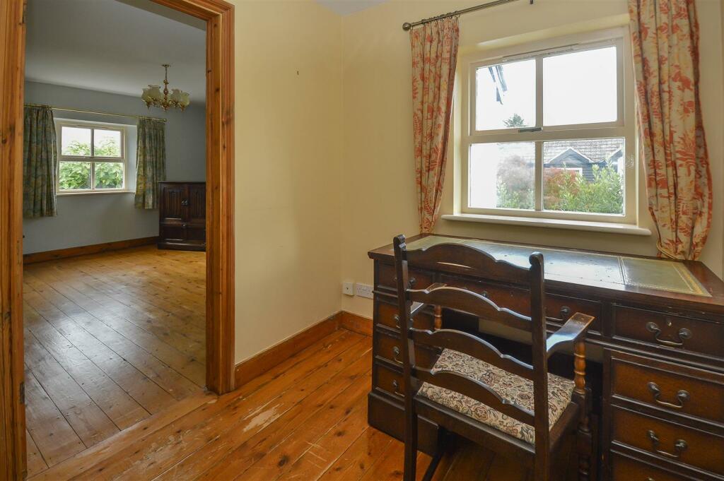 Additional image 17 of Middle Road, Ingrave, Brentwood