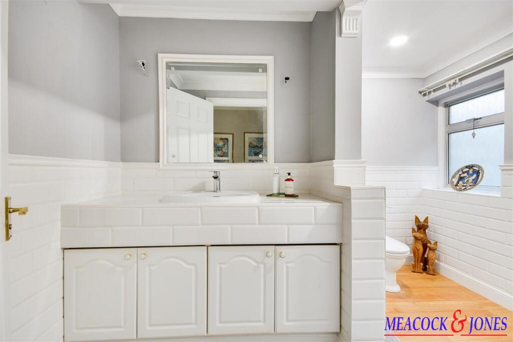 Additional image 29 of Challacombe Close, Hutton Mount, Brentwood