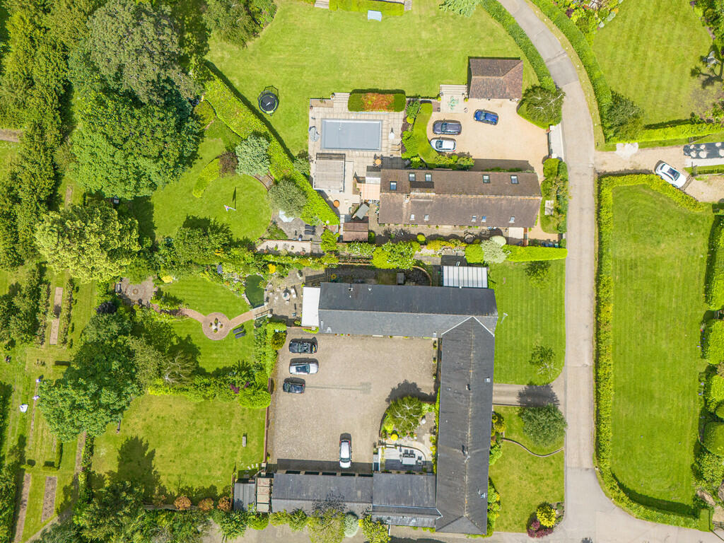 Additional image 24 of Copped Hall, Epping