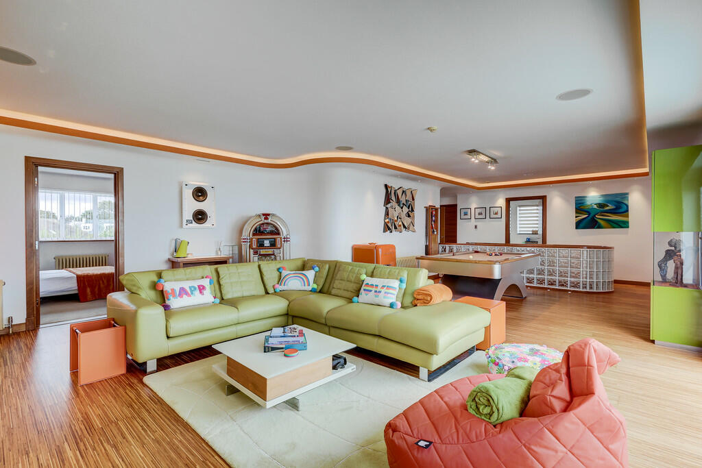 Additional image 5 of Cliff Way, Frinton-on-Sea